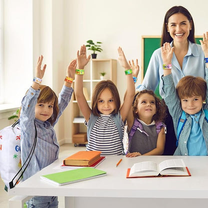 Frienda 10 Sets Christian Gift Bags Bulk Bible Verse Drawstring Bags with Jesus Slap Bracelets Religious Party Favors Gifts Jesus Loves You for Sunday School Classroom Prizes Party Supplies(Classic)