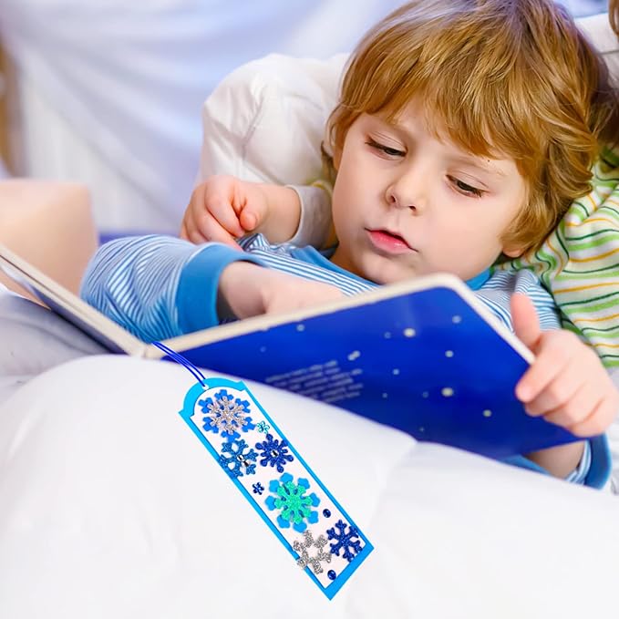 Winlyn 24 Sets Christmas Craft Kits Winter Crafts DIY 3D Christmas Snowflake Bookmarks Art Sets Snowflake Foam Stickers Arts and Crafts for Kids Party Favor Holiday Seasonal Home Classroom Activities