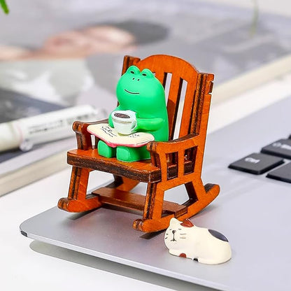 Set of 6 Miniature Frog Trinkets Desk Decorations - Tiny Frog Figurines for Cute Office Desk Decor, Funny Gifts for Frog Lovers, Perfect for Fairy Garden Decor