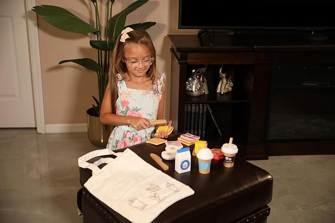 PLAZA BROTHER'S Wooden Food Playset Bakery and Picnic Toy, Kids Pretend Play Food Kitchen Accessories with Realistic Shopping Bag. Perfect for Boys and Girls 3 Years and Up