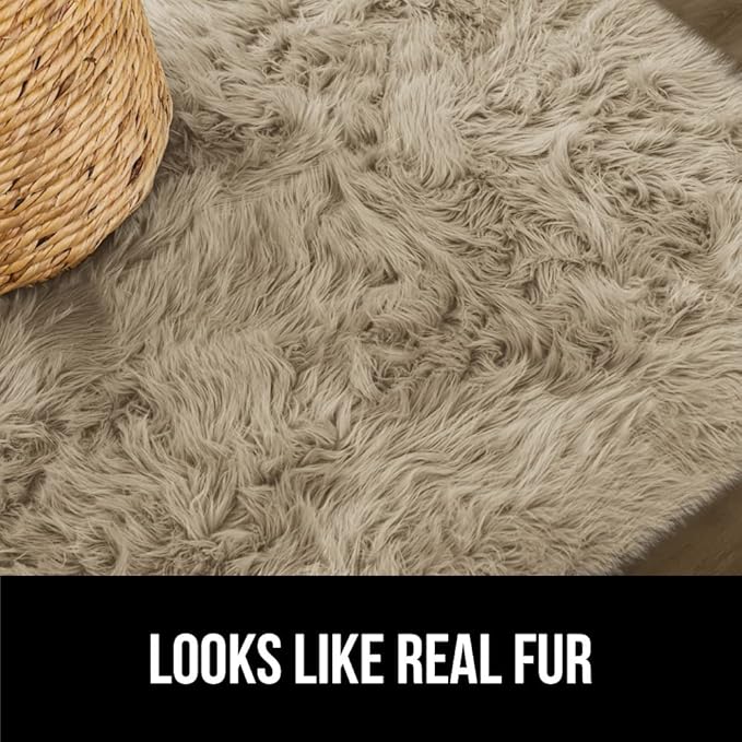 Gorilla Grip Fluffy Faux Fur Rug, 6x9, Machine Washable Soft Furry Area Rugs, Rubber Backing, Plush Floor Carpets for Baby Nursery, Bedroom, Living Room Shag Carpet, Luxury Home Decor, Beige