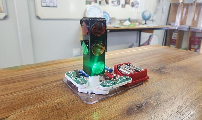 Traffic Light Toy for Kids Circuit Toy - Easy to Build STEM Kit for Kids Aged 3+. with Flashing Lights & Realistic Sounds, Perfect Educational Gift