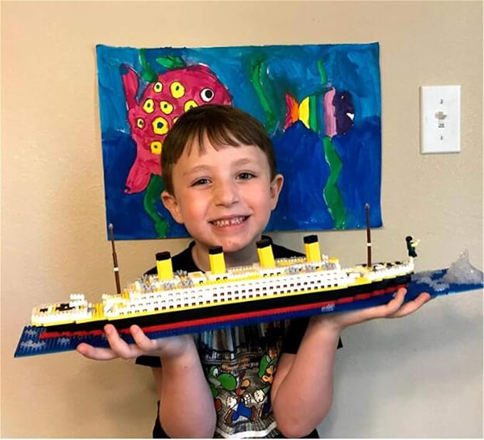 Titanic Ship Model Building Block Set, 3D Puzzle Sets DIY Educational Toys, Bricks Toy, with 1860Pcs Micro Mini Blocks, Ideal Gift for Kids and Adults