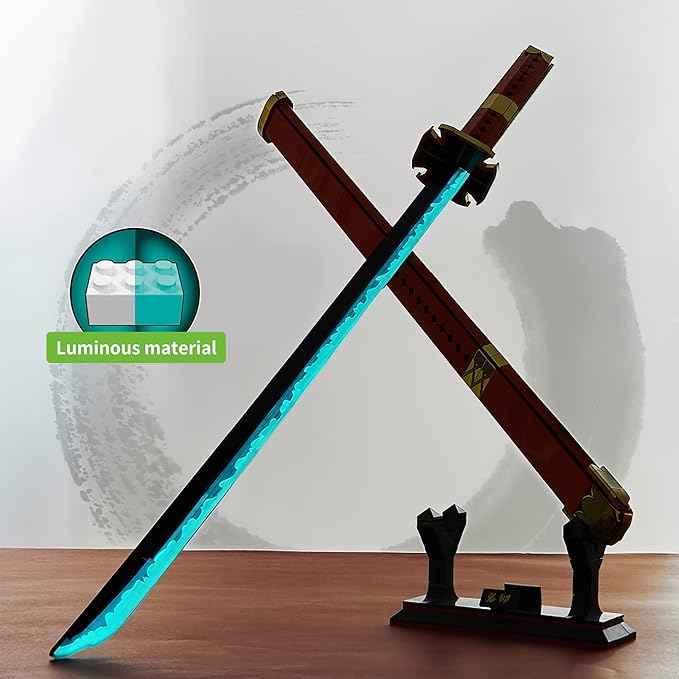 HI-REEKE Cosplay Anime Swords Building Blocks Kit 1 Piece Roronoa Zoro Sandai Kitetsu Yamato Sword Model Samurai Katana Toys for Adult -803PCS Luminous