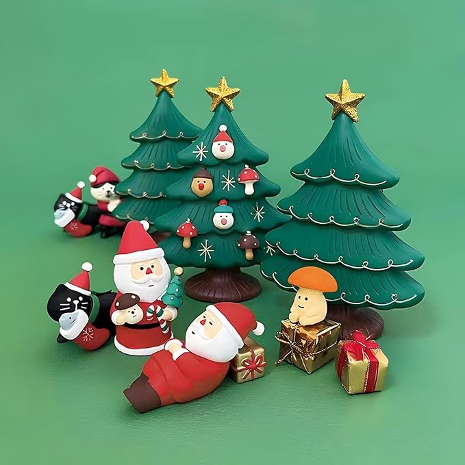 Set of 4 Mini Christmas Figurines - Christmas Tree, Black Cat and Two Santa, Cute Resin Decorations for Christmas, Perfect for Fairy Garden and Christmas Decor Gifts