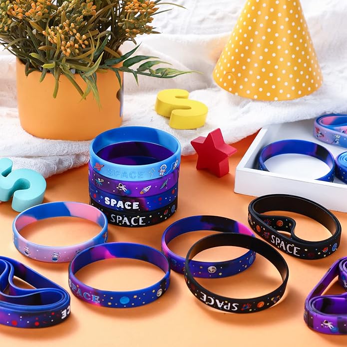 Aoriher Outer Space Party Favors Space Bracelets, Galaxy Star Astronaut Bracelets Rubber Silicone Wristbands, Alien Astronaut Toys Space Party Favors for Kids Space Birthday Themed Party