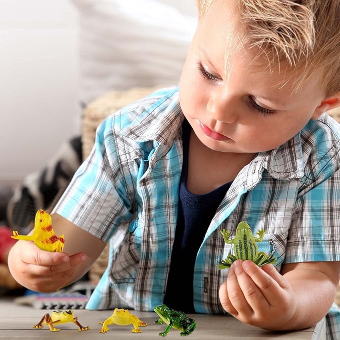 12 Pieces Plastic Frogs Toy Mini Vinyl Realistic Frog Toy Decorations Frogs Fun Rain Forest Character Toys Realistic Frog Figures Lifelike Toy for Crafting Party Supplies Home Decor Game