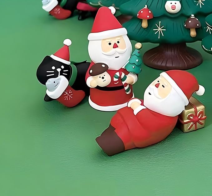 Set of 4 Mini Christmas Figurines - Christmas Tree, Black Cat and Two Santa, Cute Resin Decorations for Christmas, Perfect for Fairy Garden and Christmas Decor Gifts