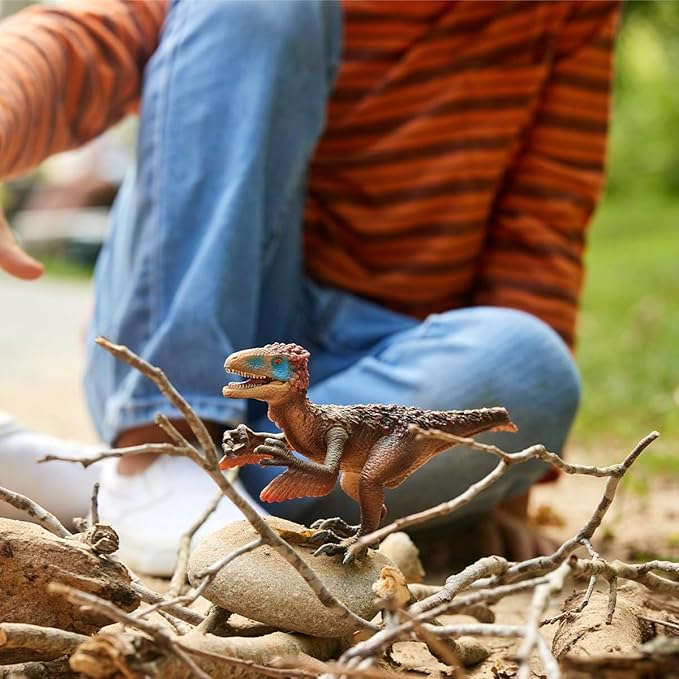 Schleich Dinosaurs Authentic Utahraptor Dinosaur Toy Figurine - Prehistoric Jurassic Adventure World Large Dino Series Toy with Realistic Moving Arms and Jaw for Boys and Girls, Gift for Kids Ages 4+