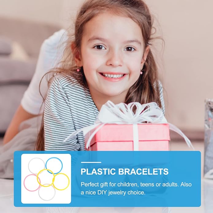 BESTOYARD 6pcs Plastic Bangle Bracelets Candy Color Bracelet Halloween Party Supplies Party Favors Pack for Home Birthday Party (Random Color)