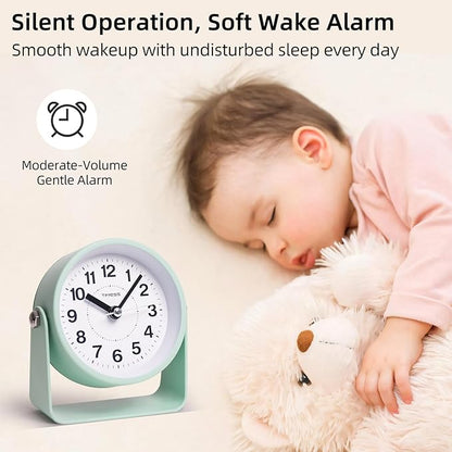 Analog Alarm Clock, Silent Non-Ticking Quartz Movement, Battery-Operated with Snooze & On-Demand Light, Easy to Set Gentle Wake Bedside Desk Clock, Ideal for Home, Travel, Office (Green)