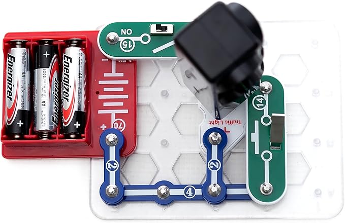 Traffic Light Toy for Kids Circuit Toy - Easy to Build STEM Kit for Kids Aged 3+. with Flashing Lights & Realistic Sounds, Perfect Educational Gift