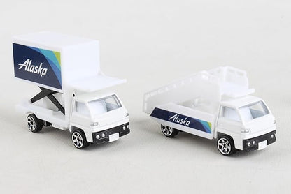 Daron Alaska Airlines Airport Playset with Die-Cast Metal Model Airplane with Plastic Parts, Cars and Transportation Toys for Kids Ages 3+