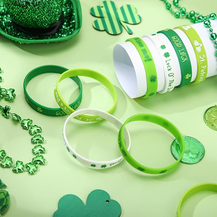 Quelay St. Patrick's Day Rubber Bracelets Irish Silicone Wristbands for St. Patrick's Day White Green Shamrock Rubber Bracelet Bangle for Party Accessories Favors Gifts Supplies