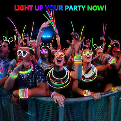 BUDI 467Pcs Glow Sticks Party Favors for Kids Adults 200 GlowStick Bulk 8 Colors 8 Inch & 267 Connectors for Glow in the dark Necklace Bracelets Glasses Party Supplies Light Up Toys Neon Accessories
