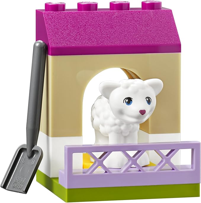 LEGO Juniors Mia's Farm Suitcase 10746