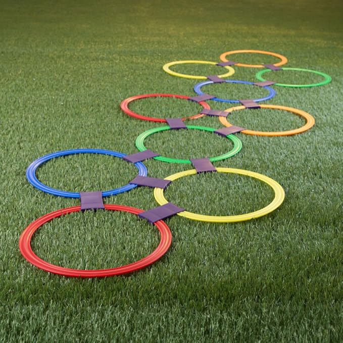 HEY! PLAY! Hopscotch Rings Game - Ten 11-Inch Plastic Rings and 15 Connectors for Indoor and Outdoor Use - Play Set for Girls and Boys (Multicolored)