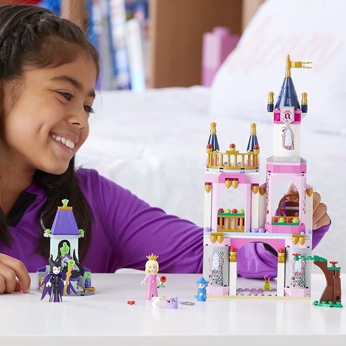 LEGO - Disney Princess Sleeping Beauty's Fairytale Castle 41152 Building Kit (322 Piece)