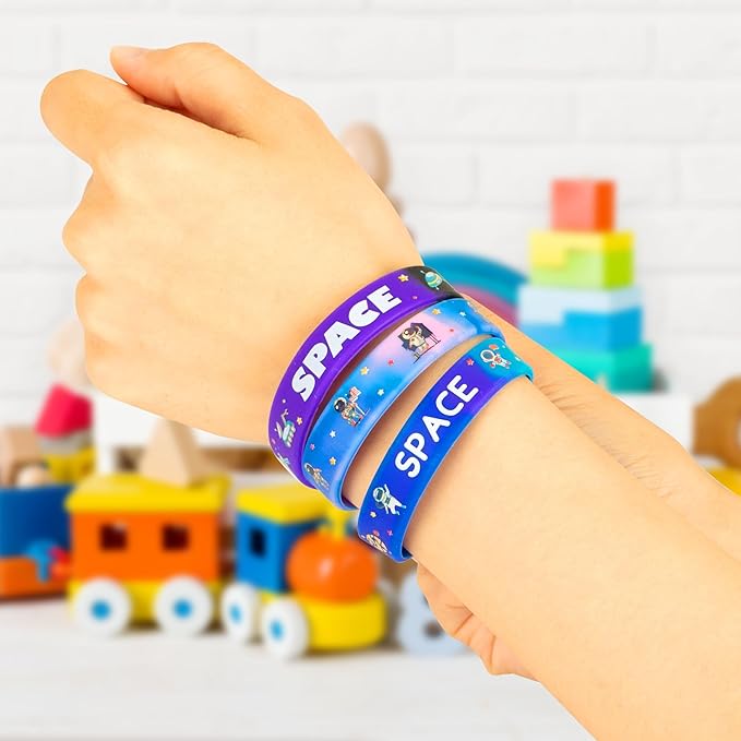 Lesnala 48PCS Outer Space Party Silicone Bracelets Astronaut Rubber Wristband Bulk Galaxy Stars Themed Party Favors for Planet Universe Birthday Decorations Supplies 4 Styles