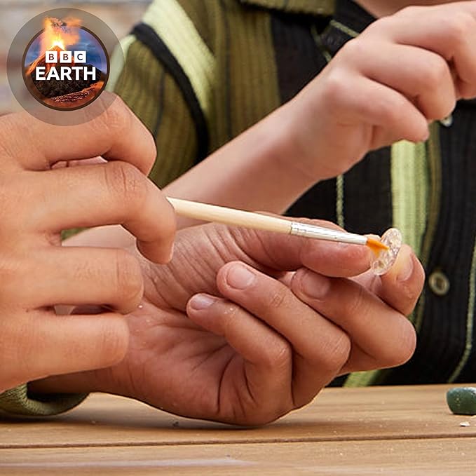 BBC Earth Break Your Own Natural Geodes, Open 3 Natural Geodes – Amethyst Flower, Agate & More, Detailed Learning Guide, Great Learning & Education Toys, Geodes for Kids to Break Open, STEM Kits