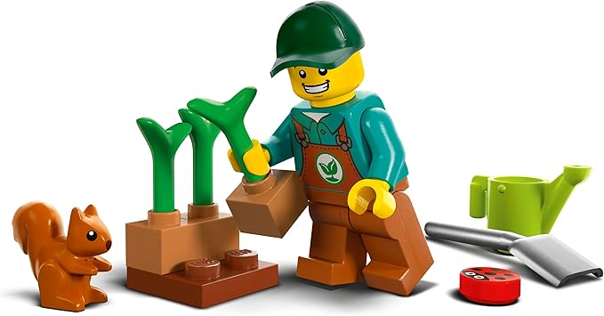 LEGO City Park Tractor 60390, Toy with Trailer for Kids Ages 5 Plus, Farm Vehicle Construction Set with Animal Figures and Gardener Minifigure, Gift Idea