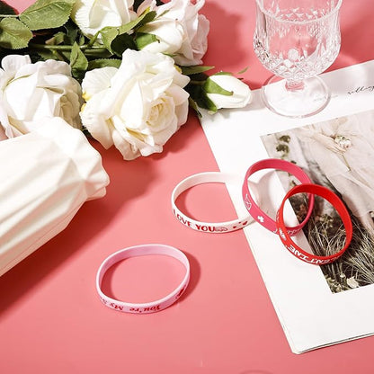 24pcs Valentine's Day Wristband Silicone, Heart Shaped And Warm Words Rubber Bracelets Valentine's Day Silicone Bracelets for Valentines Day Party Decoration Gifts