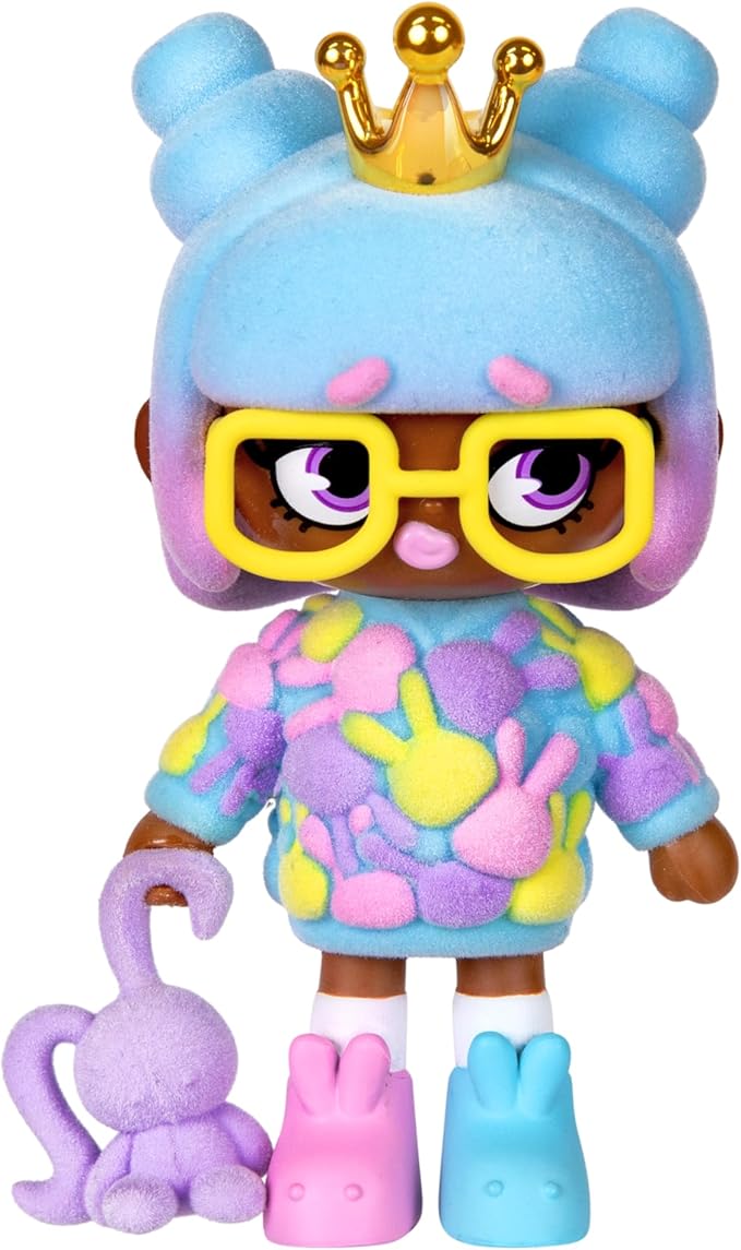 Quirky Kweens Series Premium Figurine and Display Case, 4 Inch/Approx 10cm Tall Collectible Art-Toy, 3 Pack, Every Kween is Unique
