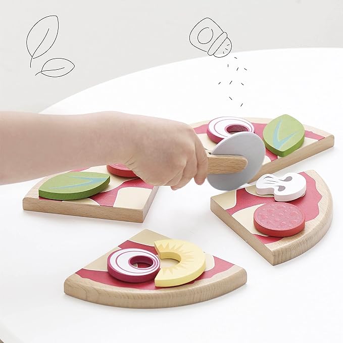 Le Toy Van - Childrens Wood Pretend Play Food | Wooden Honeybake Pizza Pretend Food Toy Playset | Toy Kitchen Accessories Play Food Role Play Toy (TV279)