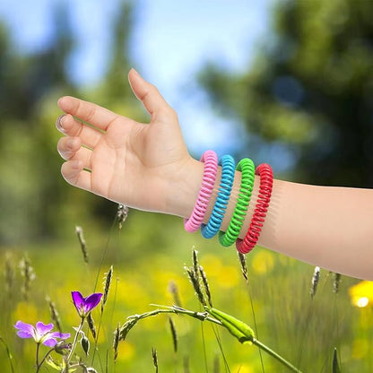 BuggyBands 25 Pack Mosquito Bracelets for Adults & Kids - Natural DEET-Free Bands, Individually Wrapped