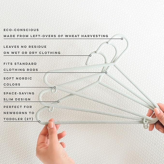 3 Sprouts Wheat Straw Plastic Hangers - 30-Pack Eco-Conscious Toddler Hangers for Child & Baby Clothes, Coats - Kid Closet Hangers Ideal for Small Girls, Boys, Children & - Speckled Green