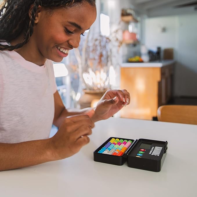 Educational Insights Kanoodle® Ultimate Champion 3D - Brain Teaser Puzzle Game, Featuring 500 Challenges, Gift for Ages 7+