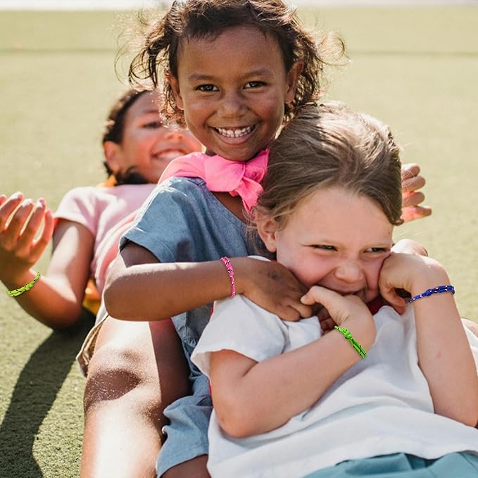 Friendship Bracelet Valentines Cards - 28Pcs Knot Bracelet Greeting Cards, Class Valentines Day Cards for Shcool Classroom Exchange, kids Valentines Day Gifts for Students from Teachers
