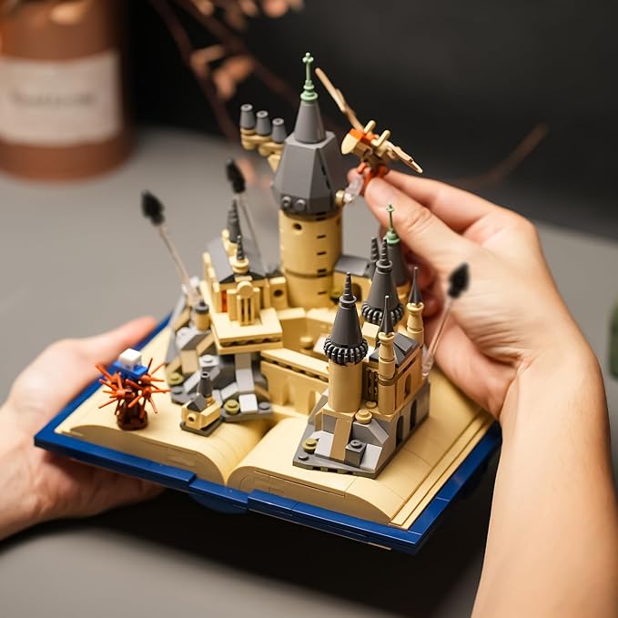Castle Book Building Set Compatible with Lego for Adults,Medieval Modular House Building Kit for Boys and Girls Christmas,Halloween,Birthday Gifts 727 pcs