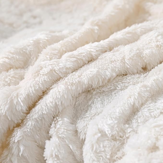 vctops Geometric Jacquard Plush Recliner Chair Cover Soft Fuzzy Fluffy Reclining Chair/Furniture Protector with Elastic Straps for Kids, Pets(Cream,21.7")