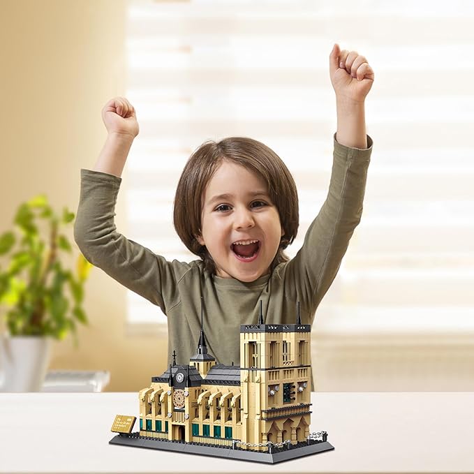 Notre-Dame de Paris Cathedral World Famous Architectural Model Building Blocks Set 1382 Pieces Puzzle Toys Gifts for Kid and Adult