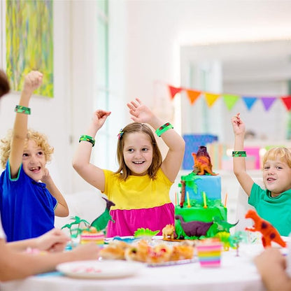 30 Pack Dinosaurs Silicone Wristbands Dinosaurs Wristband Bracelets Dinosaur Party Favors Bracelet Gifts Bag Stuffer for Jungle Dinosaur Themed Birthday Party Supplies (Green)