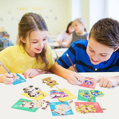 MOVINPE Bulk Valentines Day Craft Gifts for Kids Classroom Bulk, 24 Pack 5D Diamond Art Painting Keychains with Greeting Cards, School Prizes, Exchange Gift, Party Favors for Toddlers