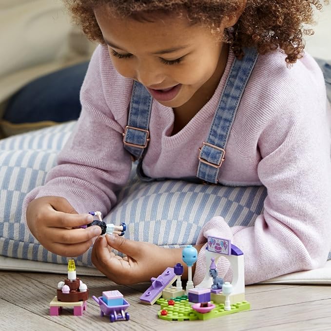 LEGO Juniors/4+ Emma's Pet Party 10748 Building Kit (67 Piece)