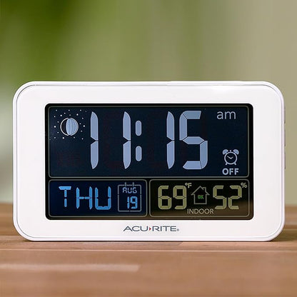 AcuRite Intelli-Time Digital Alarm Clock for Bedroom with USB Charger, Indoor Temperature and Humidity for Heavy Sleepers (13040CA)