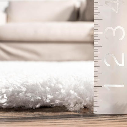 nuLOOM Gynel Solid 2x8 Runner Shag Rug for Living Room Bedroom Dining Room Nursery Entryway Hallway, Snow White