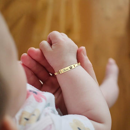PUREFLY - Personalized Baby Name Bracelets with Birthstone, 18k Gold Plated, Adjustable Length, Double-Sided Customisable, with Gift Wrap
