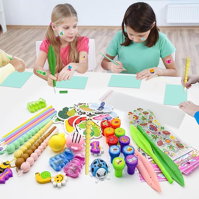 96 Pcs Insect Party Favors，Bug Bee Party Goodie Bags Fillers Bulk，Spring Insects Bug Game Pinata Gift Class Prizes Erasers Pens Pencils Stickers Stamps for School Birthday Spring Summer Party