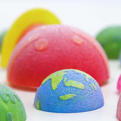 4M: STEAM Powered Kids: Solar System String Lights - Assemble & Paint Your Mini-Planetarium, LED Lights, DIY Outer Space Art & Craft Kit, Kids Ages 5+