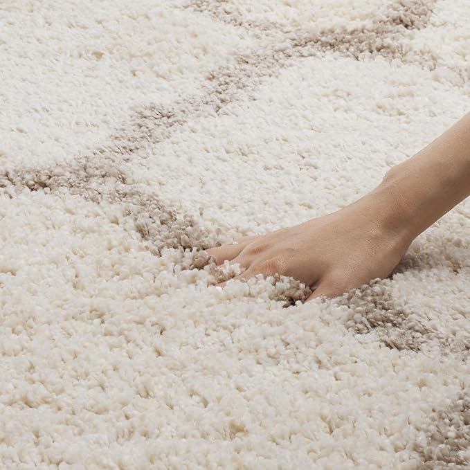 SAFAVIEH Hudson Shag Collection Runner Rug - 2'3" x 14', Ivory & Beige, Moroccan Trellis Design, Non-Shedding & Easy Care, 2-inch Thick Ideal for High Traffic Areas in Living Room, Bedroom (SGH283D)