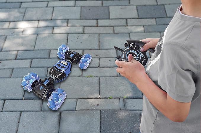 LEXiBOOK, Extreme Crosslander, Off-Road Remote Control car, up to 12km/h, Light Effects, Remote Control & Gesture Control Bracelet Included, Music, Rechargeable, RC50, Unisex Children