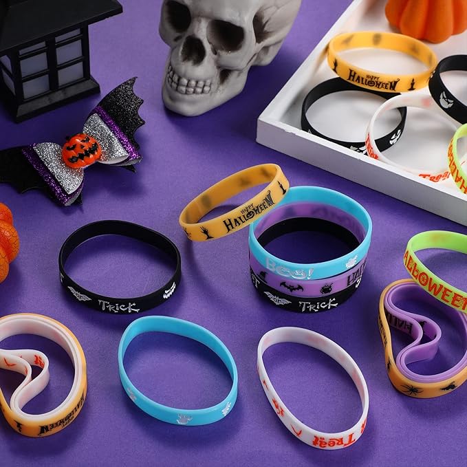 Capoda 48 Pcs Halloween Luminous Silicone Wristbands, Pumpkin Patterns Rubber Bracelets Glow in the Dark, for Kid over 6 Years Halloween Trick or Treat Party Favors Goodie Bag Stuffers Supplies