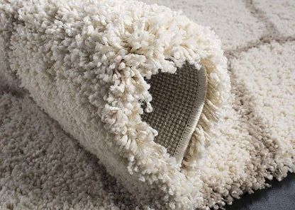 SAFAVIEH Hudson Shag Collection Accent Rug - 3' x 5', Ivory & Beige, Trellis Design, Non-Shedding & Easy Care, 2-inch Thick Ideal for High Traffic Areas in Entryway, Living Room, Bedroom (SGH280D)