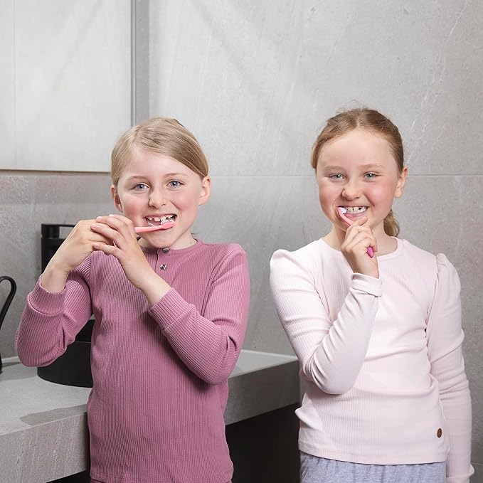 Jordan* Step 2 Kids Toothbrush, 3-5 Years, Soft Bristles, BPA Free (4 Pack) Blue & Green