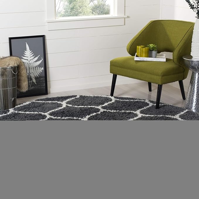 SAFAVIEH Hudson Shag Collection 7' Round Beige/Ivory SGH280S Moroccan Ogee Trellis Non-Shedding Living Room Bedroom Dining Room Entryway Plush 2-inch Thick Area Rug