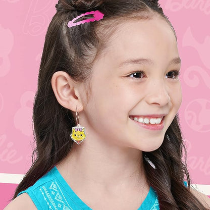 Just Play Barbie Shrinky Dinks Kit and Accessories, 15 Pre-Printed Shrinky Dinks Sheets, Pretend Play, Kids Toys for Ages 5 Up